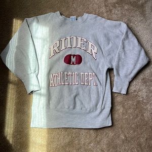 Vintage Champion Sweatshirt